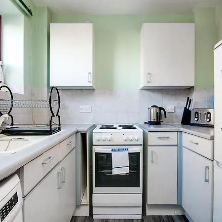 Zen Garden Cozy Ciean Quiet 2 Bedroom In Brindley Place Apartamento