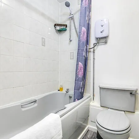 Zen Garden Cozy Ciean Quiet 2 Bedroom In Brindley Place Apartamento *